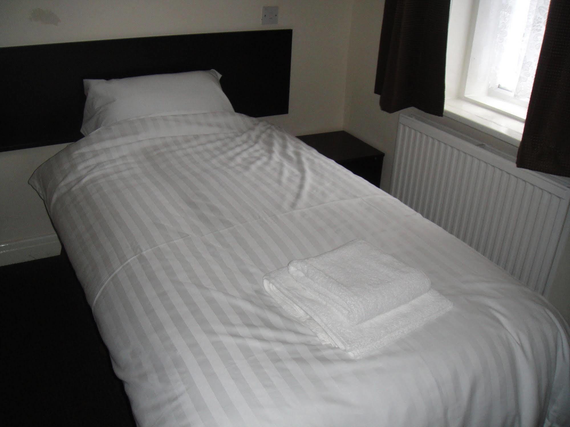Mount Guest House Denton  Extérieur photo